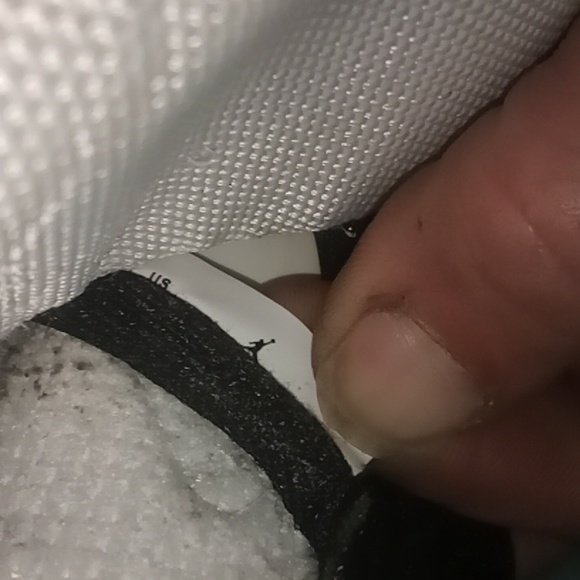 Retro Jordan 11's mid hight white and blac size 13 - Picture 9 of 10